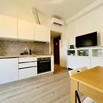 Apartment Kibilu - Via San Faustino Milan